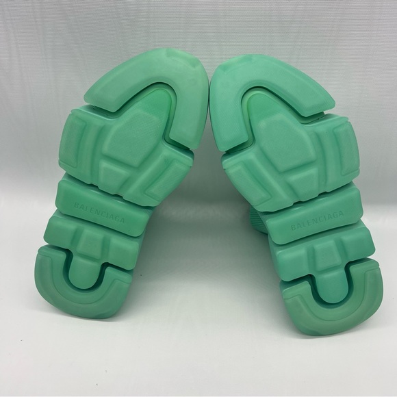 Balenciaga
Speed 2.0 LT Sneakers - Picture 5 of 6